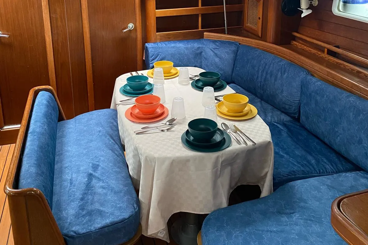 Salon of Palmarola, a Beneteau Oceanis 461 sailboat at Marsala, Italy