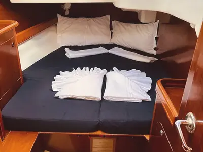 Cabin on Palmarola, a Beneteau Oceanis 461 sailboat at Marsala, Italy
