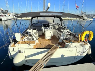 Cockpit of Daria & Engara, a Beneteau Oceanis 46.1 sailboat at Općina Sukošan, Croatia