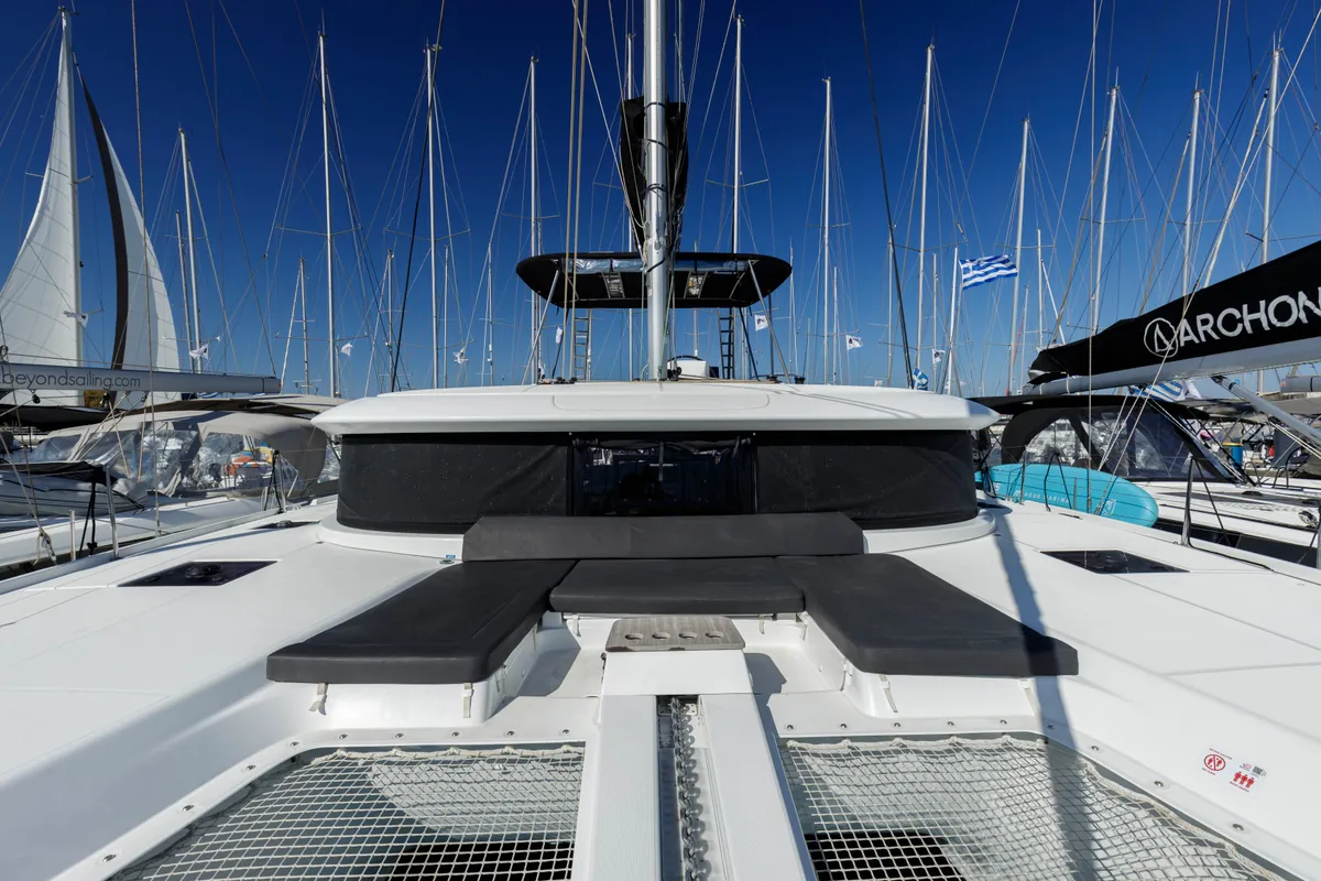 Deck of Si Mi Amor, a Lagoon 46 catamaran at Kos, Greece