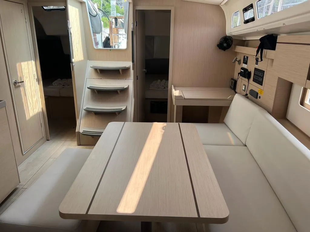 Salon of Rosalba, a Beneteau Oceanis 40.1 sailboat at Capo d'Orlando, Italy
