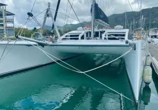 Exterior view of Valerie, a Sea-Tribe DH550 catamaran at Roche Caiman, Seychelles