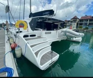 Exterior view of Valerie, a Sea-Tribe DH550 catamaran at Roche Caiman, Seychelles