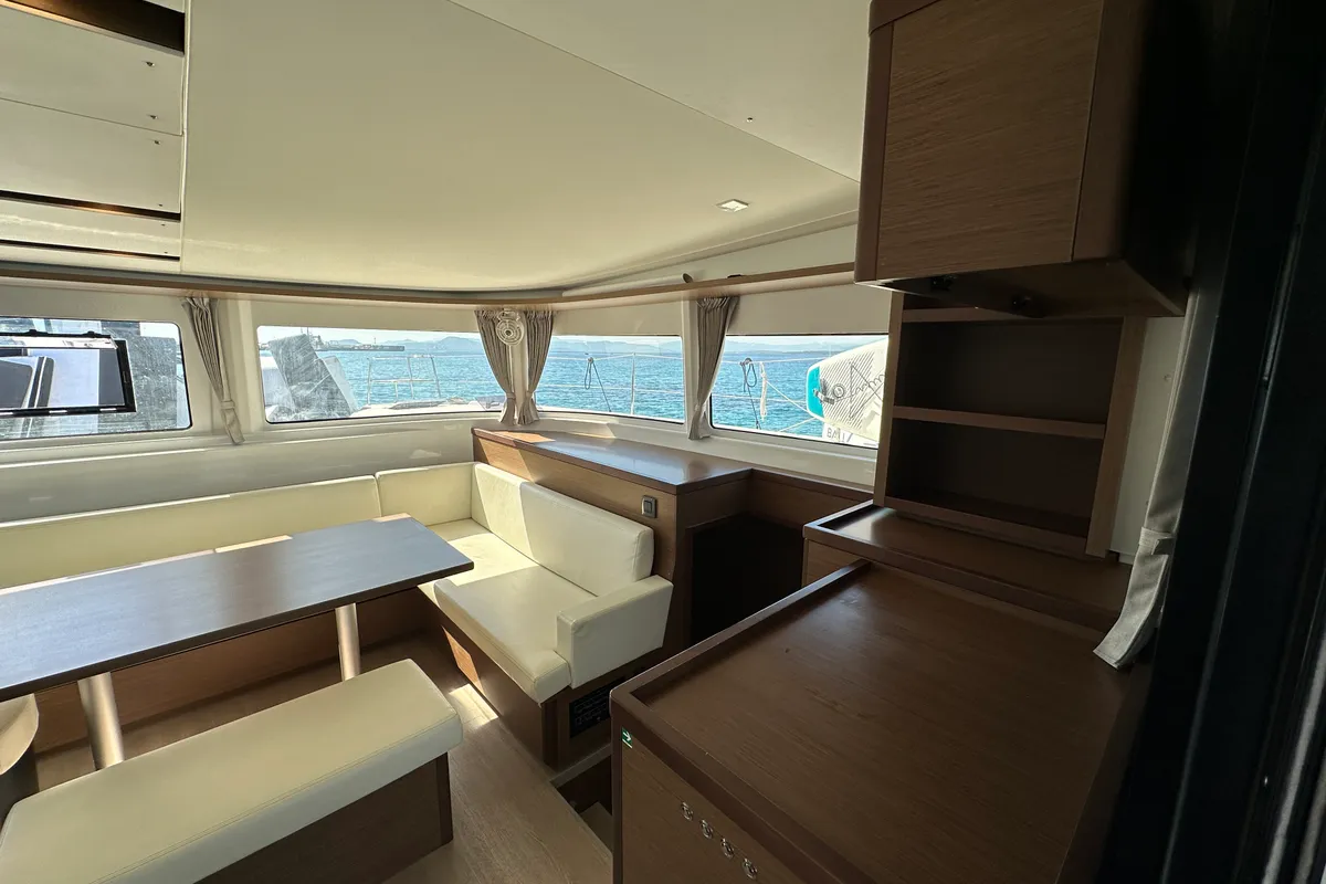 Salon of Sella III, a Lagoon 46 catamaran at Figari/Golfo Aranci, Italy