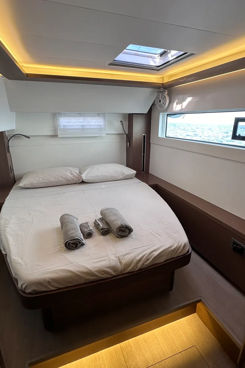 Cabin on Sella III, a Lagoon 46 catamaran at Figari/Golfo Aranci, Italy