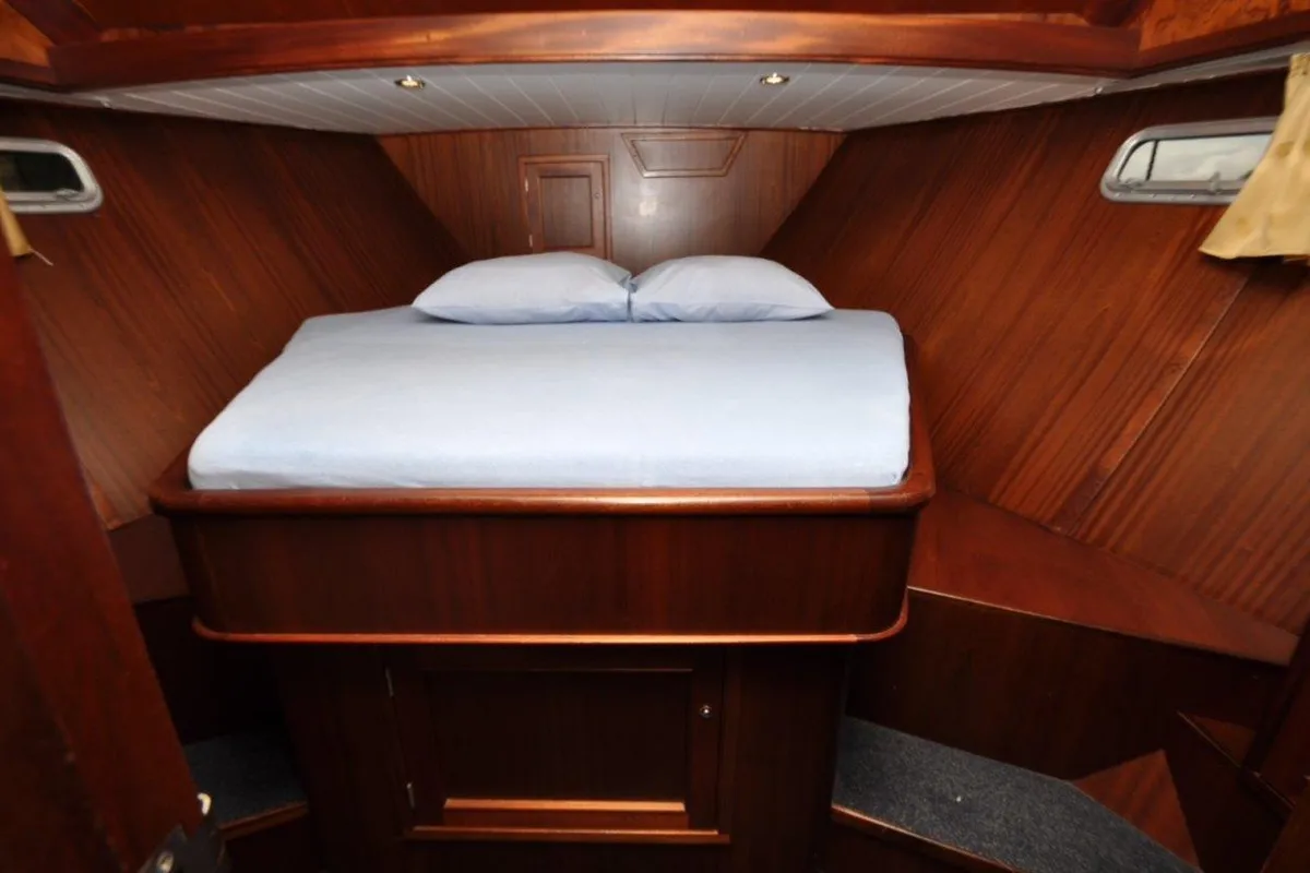 Cabin on Pelicaen, a Gulet Hemmes 1400 motorboat at Akkrum, Netherlands
