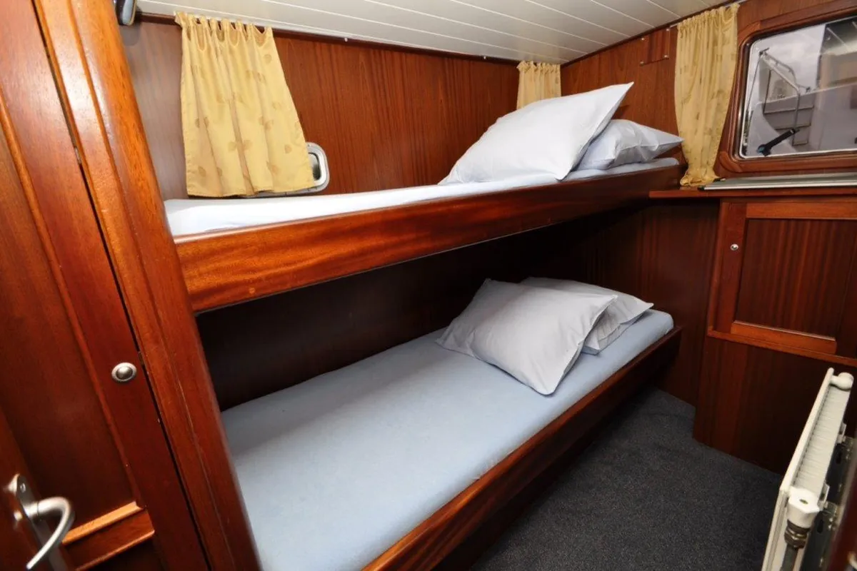 Cabin on Pelicaen, a Gulet Hemmes 1400 motorboat at Akkrum, Netherlands