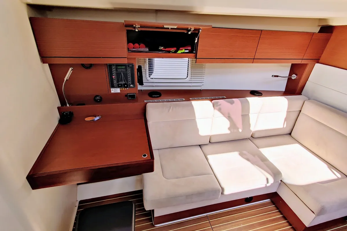 Salon of Aura II, a Hanse 458 sailboat at Sukošan, Croatia