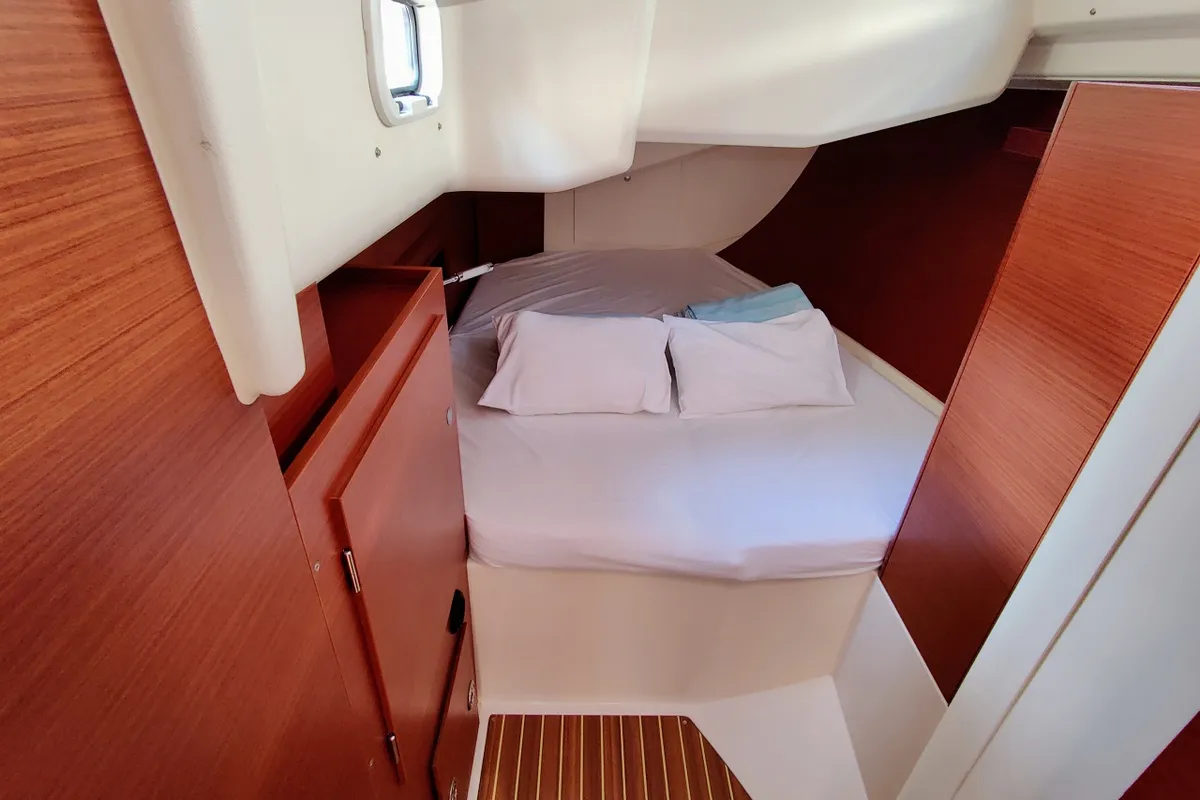 Cabin on Aura II, a Hanse 458 sailboat at Sukošan, Croatia