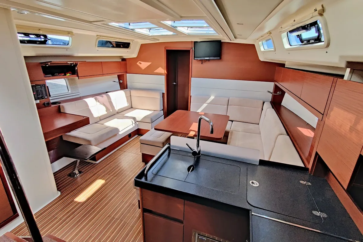 Salon of Aura II, a Hanse 458 sailboat at Sukošan, Croatia