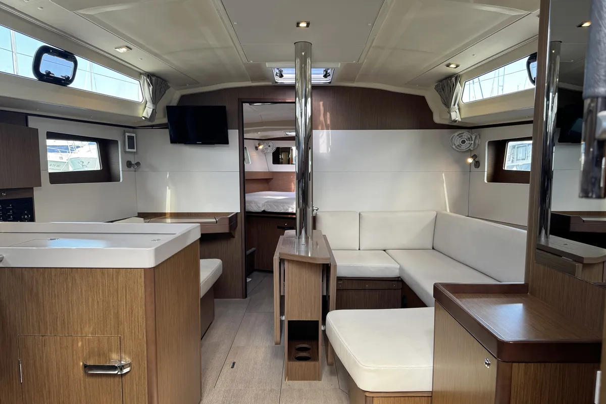Salon of All Winds, a Beneteau Oceanis 41.1 sailboat at Rogoznica, Croatia