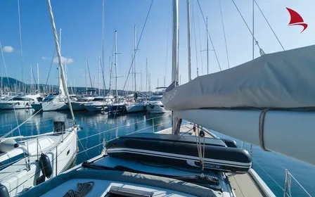 Deck of Chipon, a Dufour 430 sailboat at Plan-d'Aups-Sainte-Baume, France