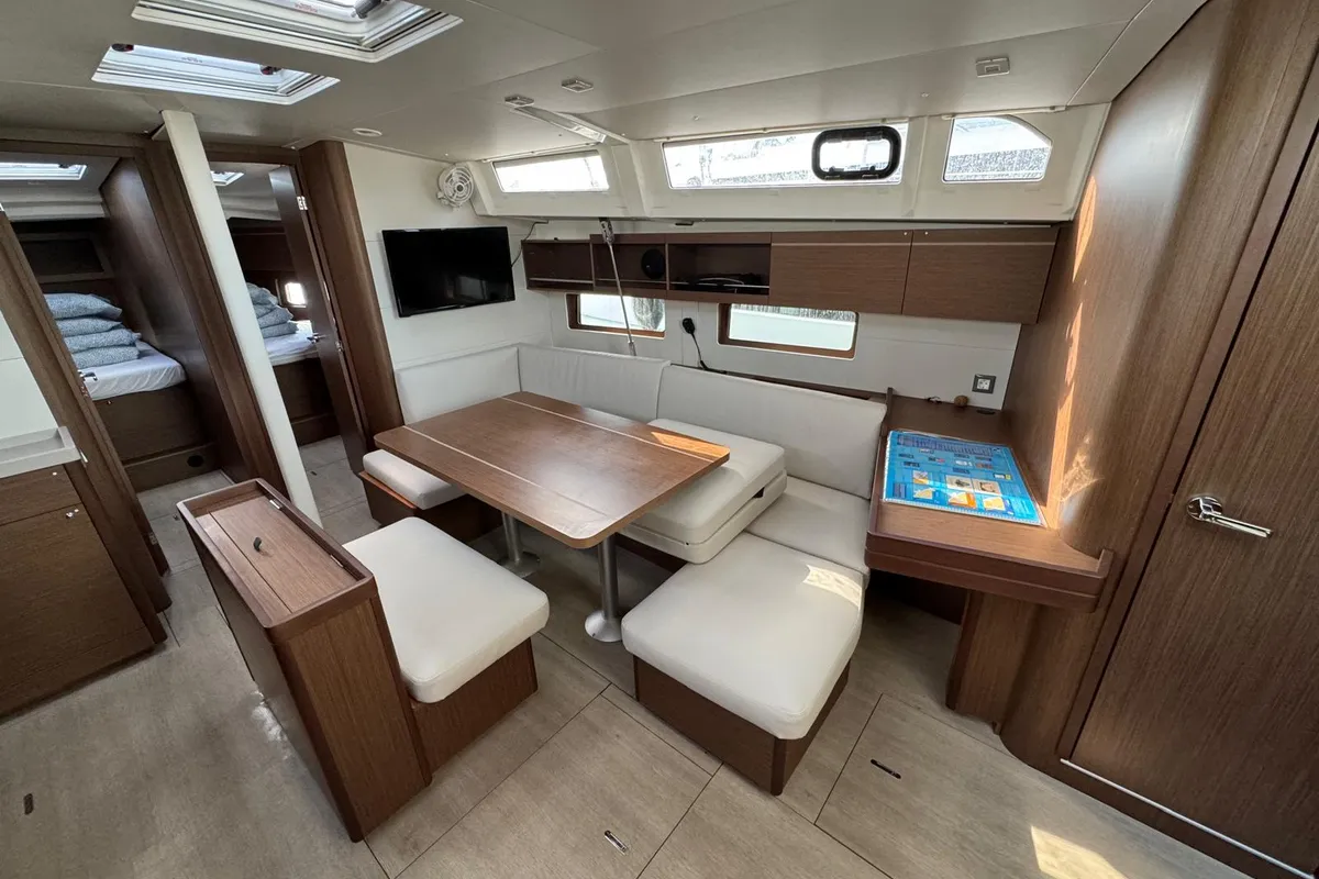 Salon of Miraculix, a Beneteau Oceanis 46.1 sailboat at Grad Biograd na Moru, Croatia