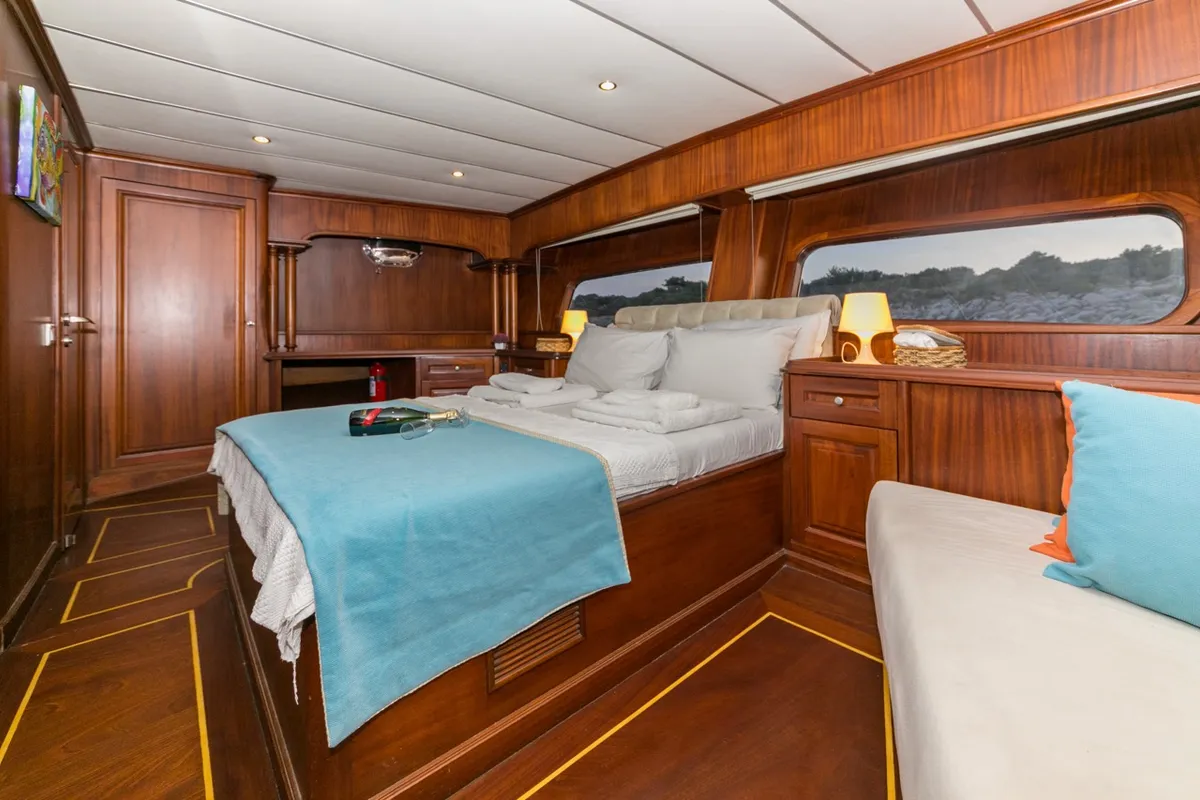 Cabin on Dea Del Mare, a Custom Made Dea Del Mare motor yacht at Bodrum, Turkey