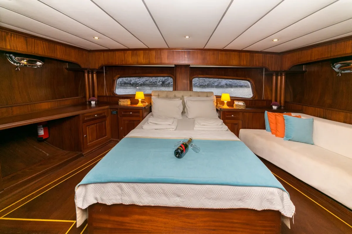 Cabin on Dea Del Mare, a Custom Made Dea Del Mare motor yacht at Bodrum, Turkey