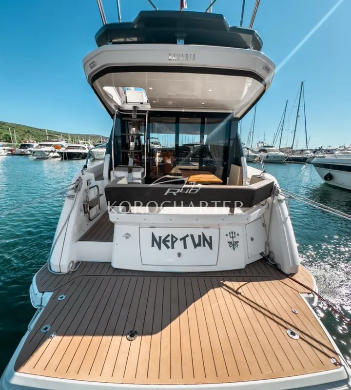 Neptun, a Bavaria R40 Fly motor yacht at Punat, Croatia