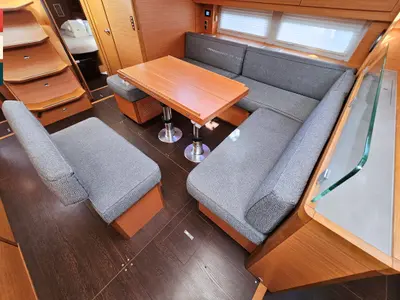 Salon of Rondo, a Dufour 530 sailboat at Kaštela, Croatia