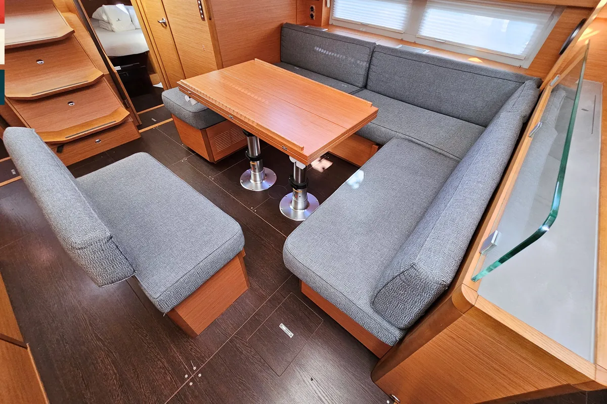 Salon of Rondo, a Dufour 530 sailboat at Kaštela, Croatia