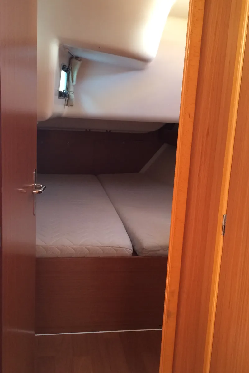 Cabin on Elios, a Beneteau Cyclades 50.5 sailboat at Cagliari, Italy