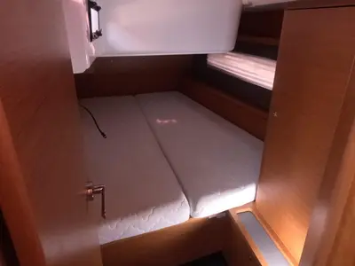 Cabin on Amunì, a Dufour 41 sailboat at Procida, Italy