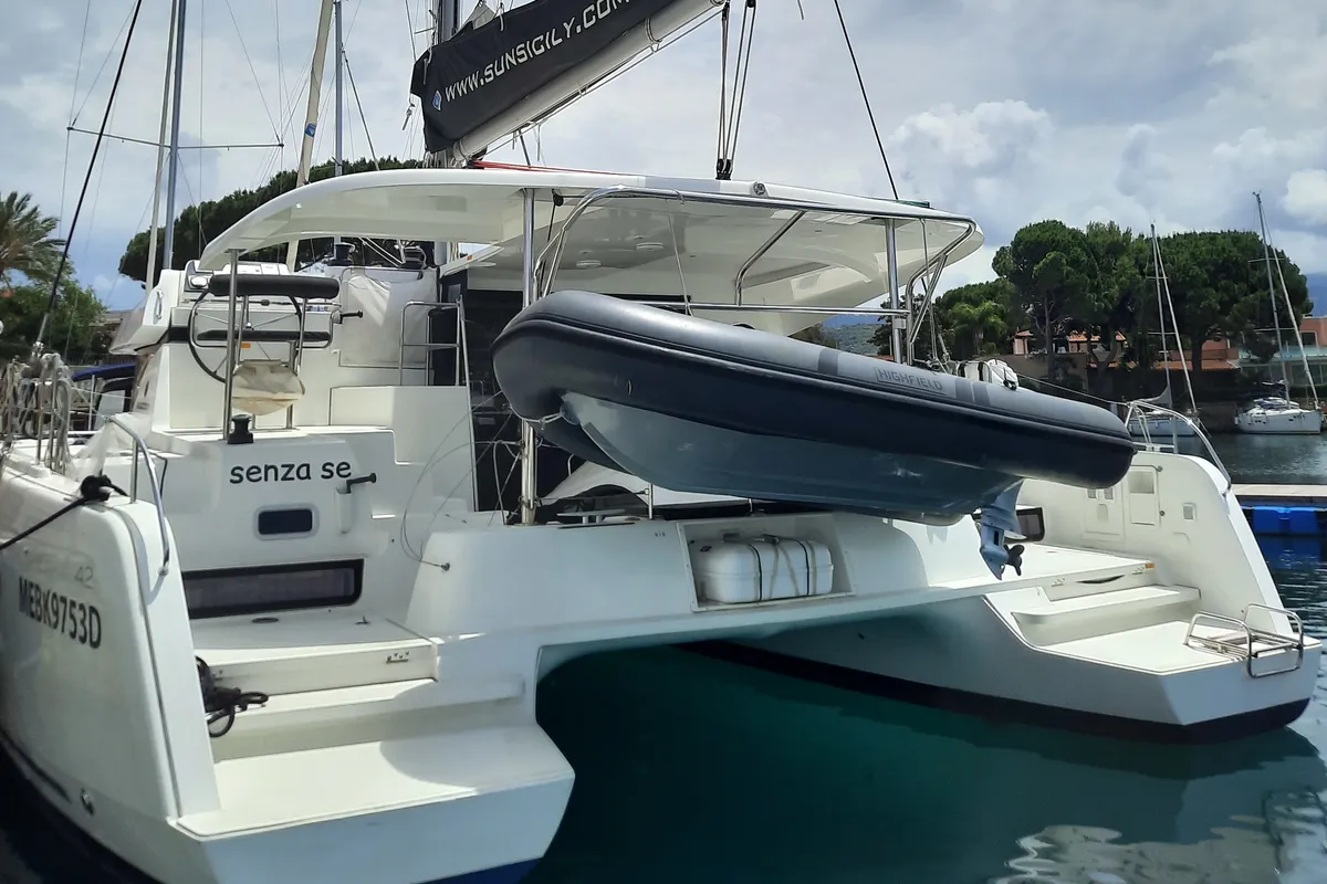 Exterior view of Senza Se, a Lagoon 42 catamaran at Tonnarella, Italy