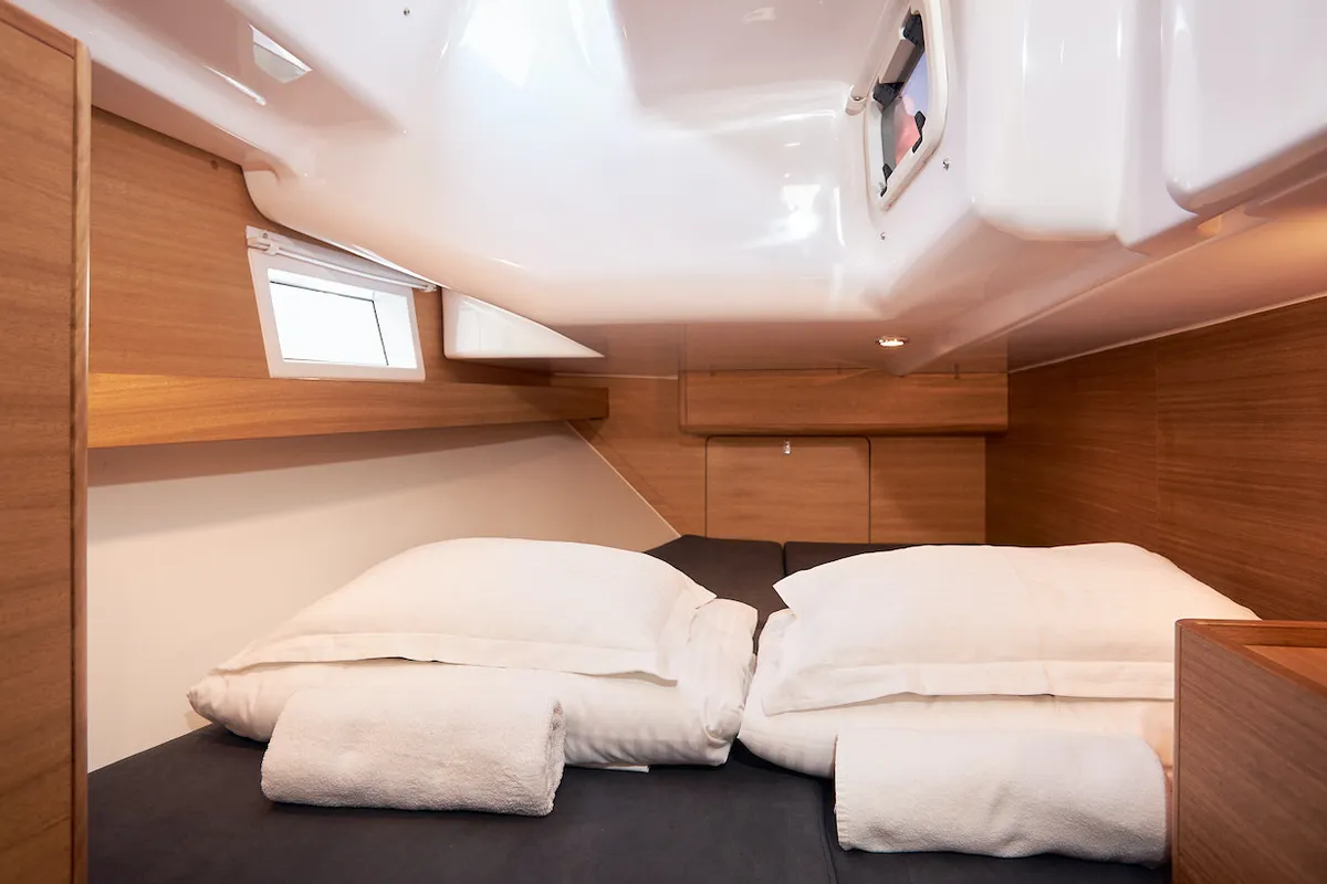 Cabin on Finola, a Elan Impression 40.1 sailboat at Grad Kaštela, Croatia