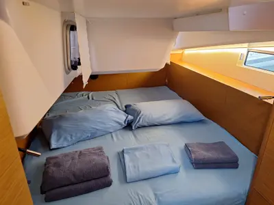 Cabin on Francoise, a Jeanneau Sun Odyssey 490 sailboat at Tonnarella, Italy
