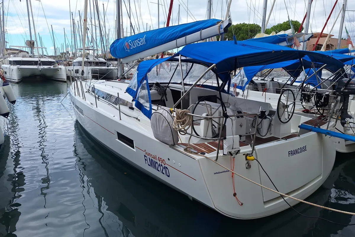 Exterior view of Francoise, a Jeanneau Sun Odyssey 490 sailboat at Tonnarella, Italy
