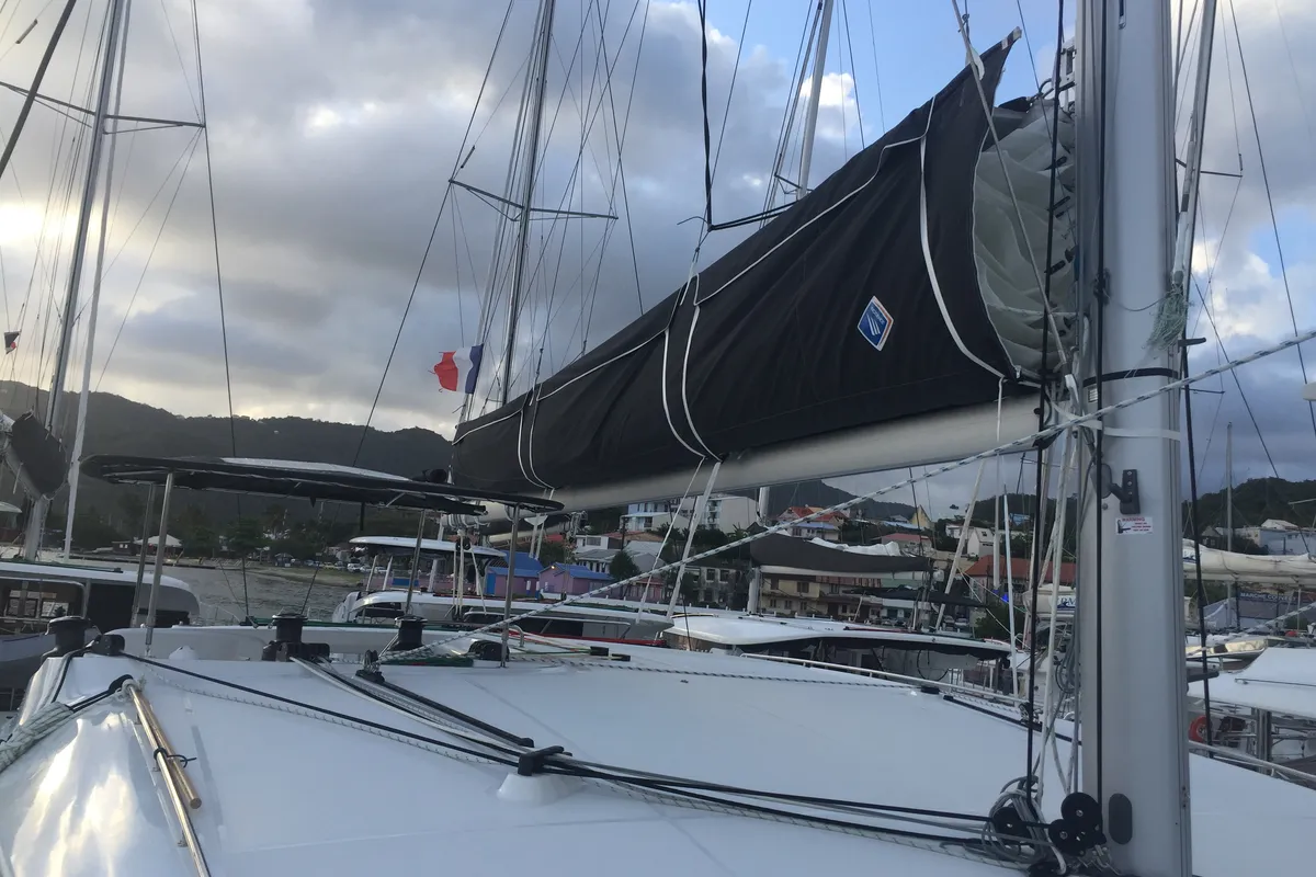 Deck of Toja, a Lagoon 450 Sport catamaran at Alameda, United States