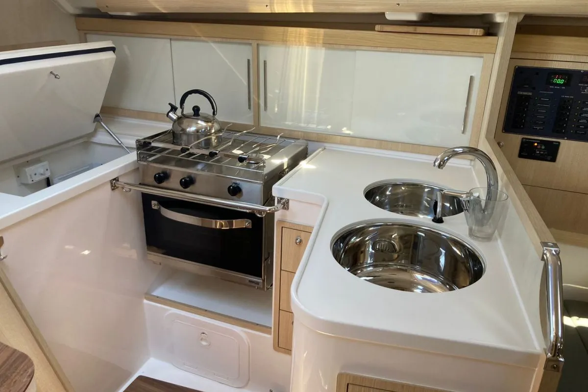 Galley of Damis Jolie, a Delta 36 sailboat at Paraty, Brazil