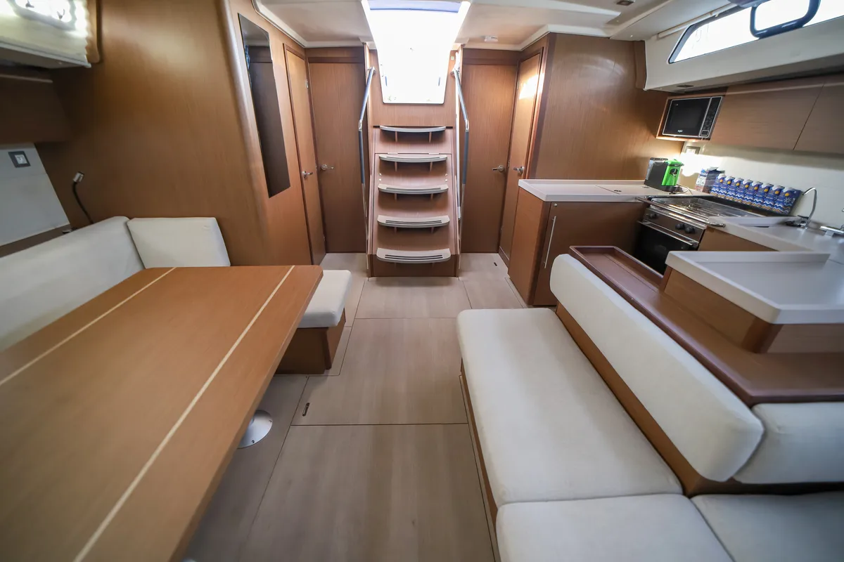 Salon of Sea Dream, a Beneteau Oceanis 51.1 sailboat at Castellammare del Golfo, Italy