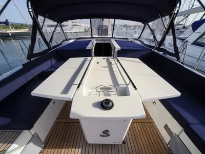 Deck of Sea Dream, a Beneteau Oceanis 51.1 sailboat at Castellammare del Golfo, Italy