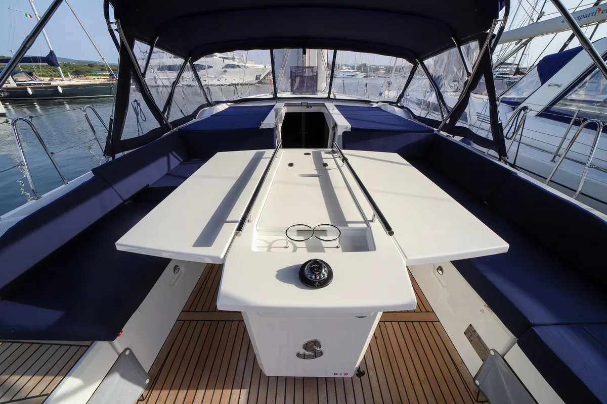 Deck of Sea Dream, a Beneteau Oceanis 51.1 sailboat at Castellammare del Golfo, Italy