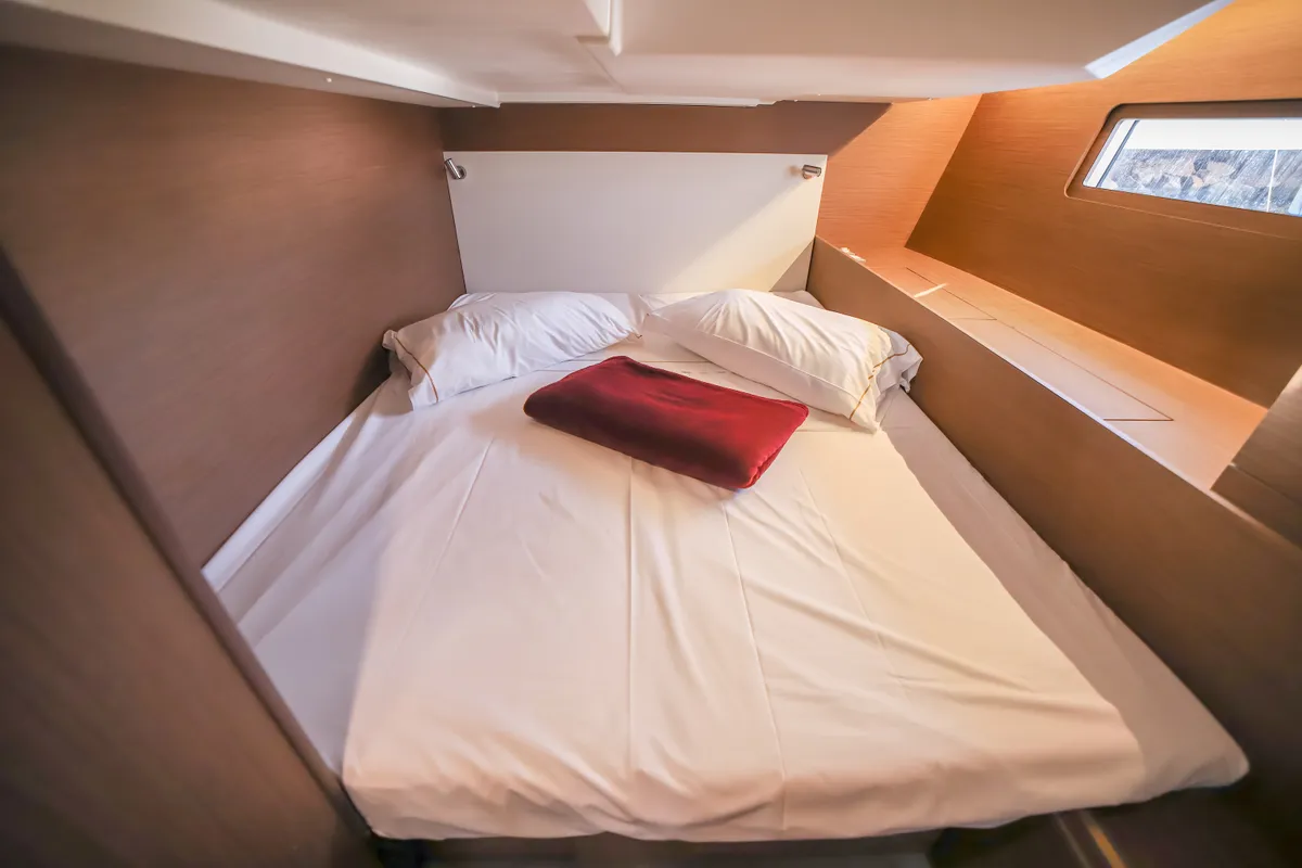 Cabin on Sea Dream, a Beneteau Oceanis 51.1 sailboat at Castellammare del Golfo, Italy