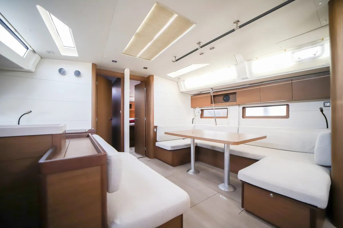 Salon of Sea Dream, a Beneteau Oceanis 51.1 sailboat at Castellammare del Golfo, Italy