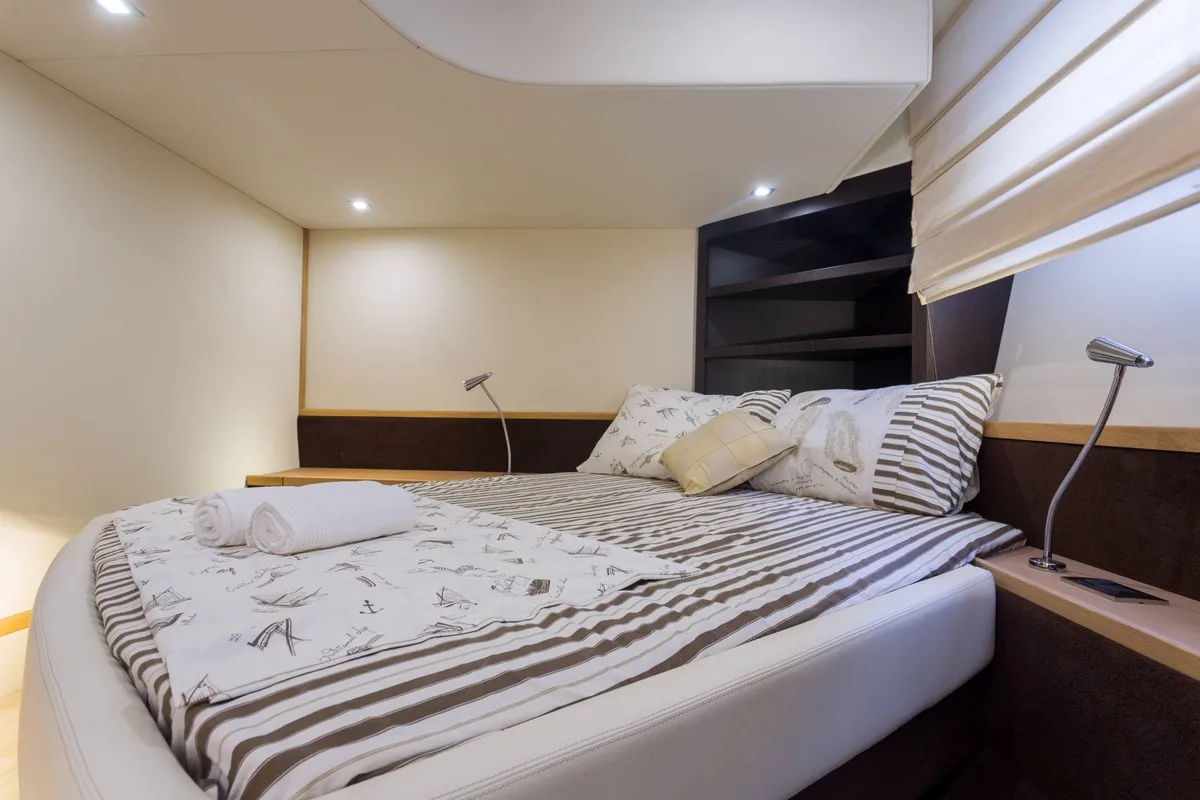 Cabin on Premium +, a Pearl Sea 56 motorboat at Split, Croatia