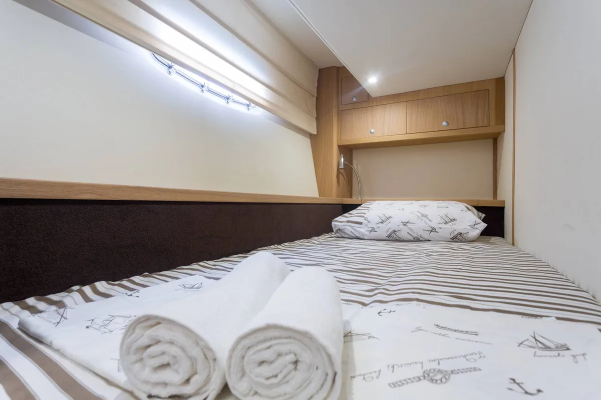 Cabin on Premium +, a Pearl Sea 56 motorboat at Split, Croatia