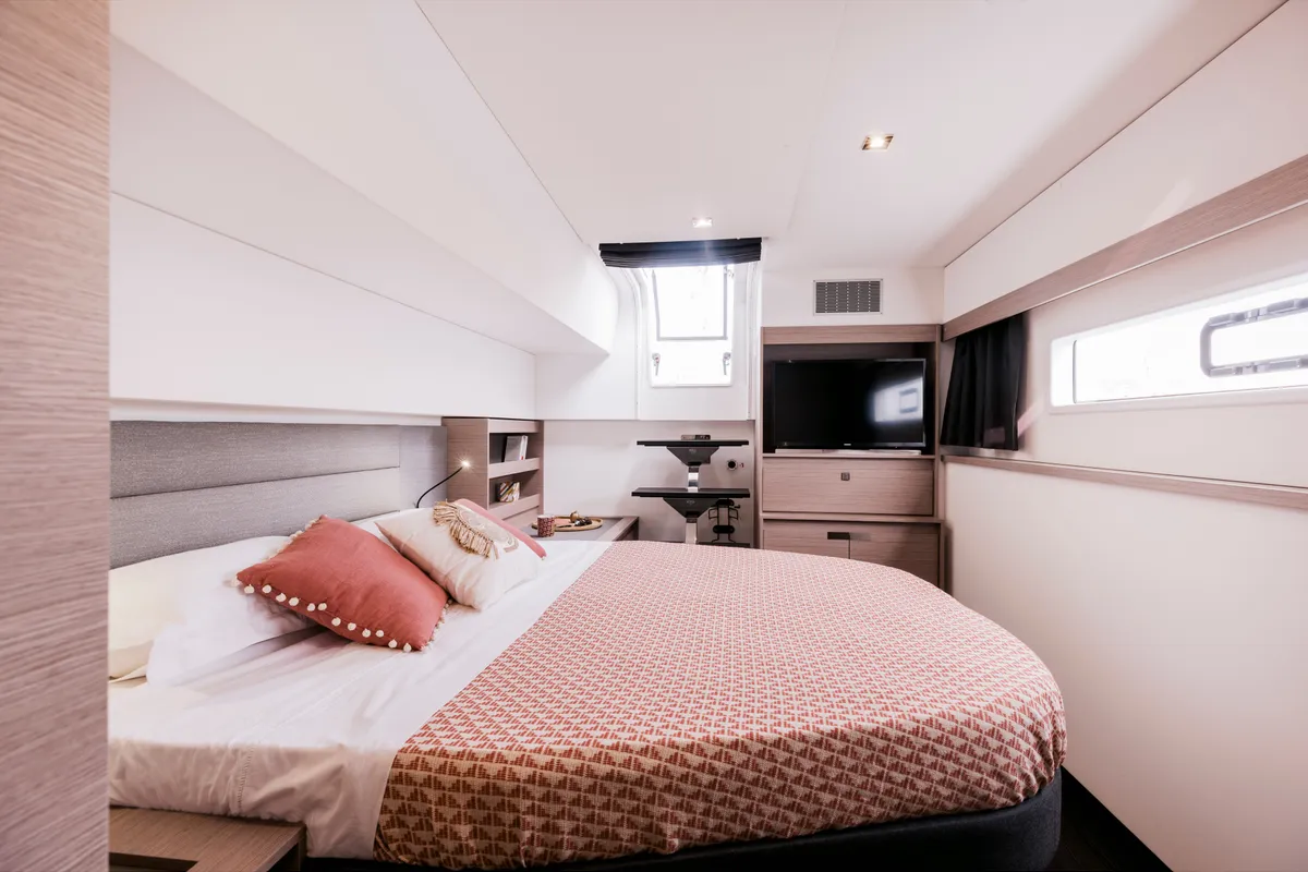 Cabin on Stanislas, a Fountaine Pajot Aura 51 catamaran at Hyères, France