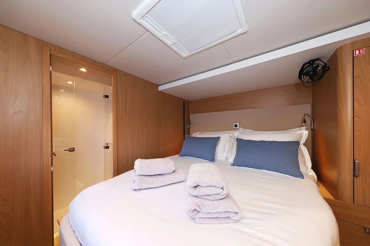 Cabin on Joie de mer, a Bali 5.8 catamaran at Grad Kaštela, Croatia