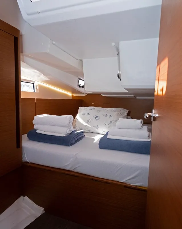 Cabin on Mystic Kiss, a Jeanneau Sun Odyssey 490 sailboat at Split, Croatia