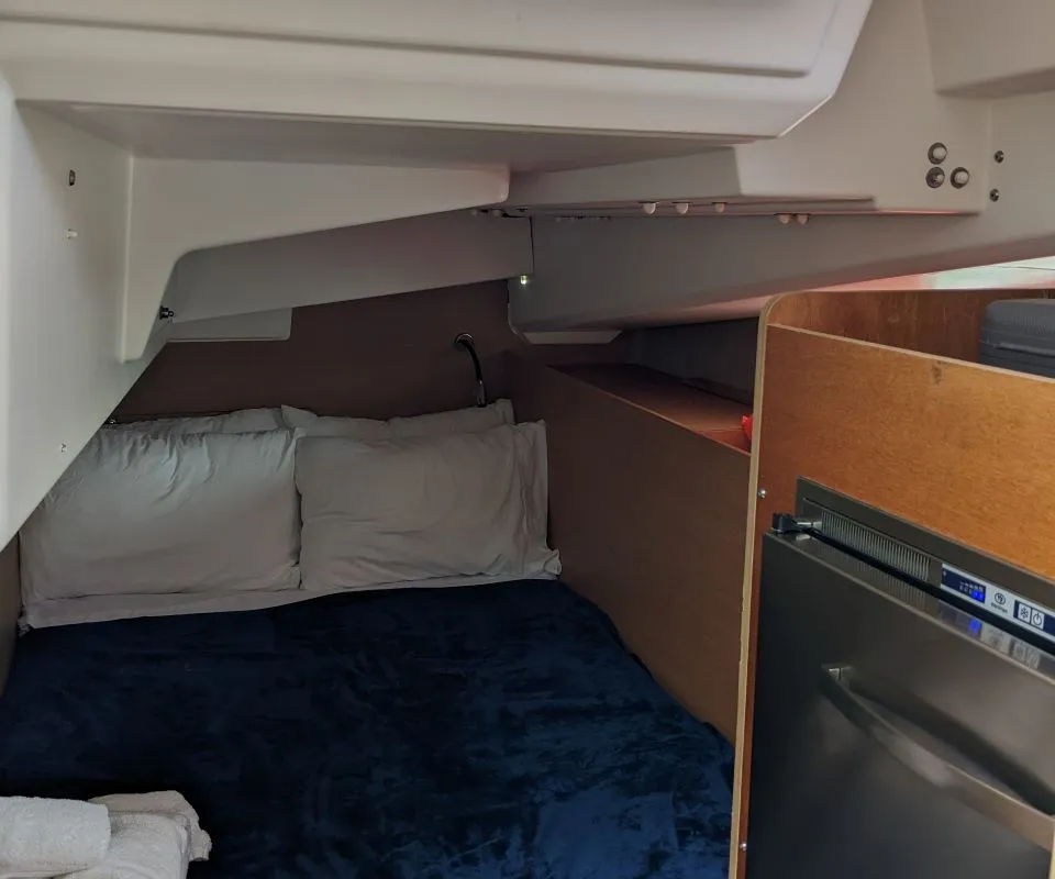 Cabin on Summer Salt, a Jeanneau Sun Odyssey 440 sailboat at Chesapeake, United States