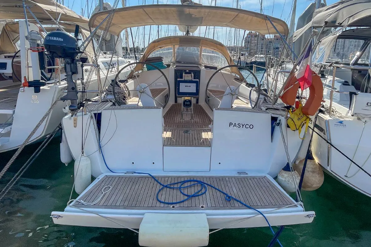 Exterior view of Pasyco, a Hanse 348 sailboat at Hyères, France