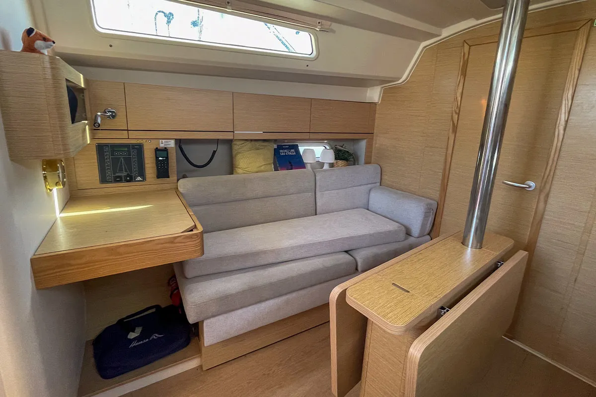 Salon of Pasyco, a Hanse 348 sailboat at Hyères, France