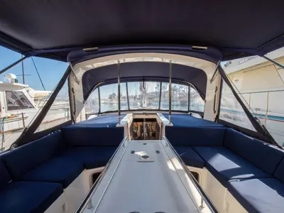 Deck of Hybris, a Beneteau Oceanis 51.1 sailboat at Tonnarella, Italy