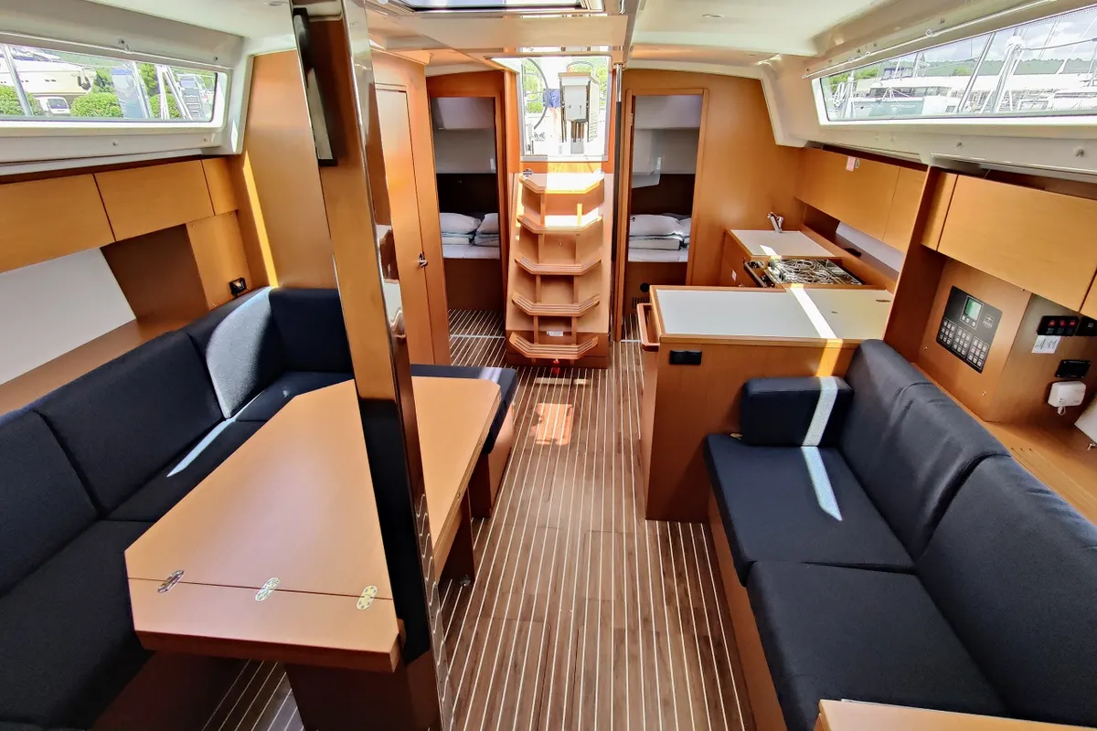 Salon of Relax, a Bavaria C42 sailboat at Sukošan, Croatia