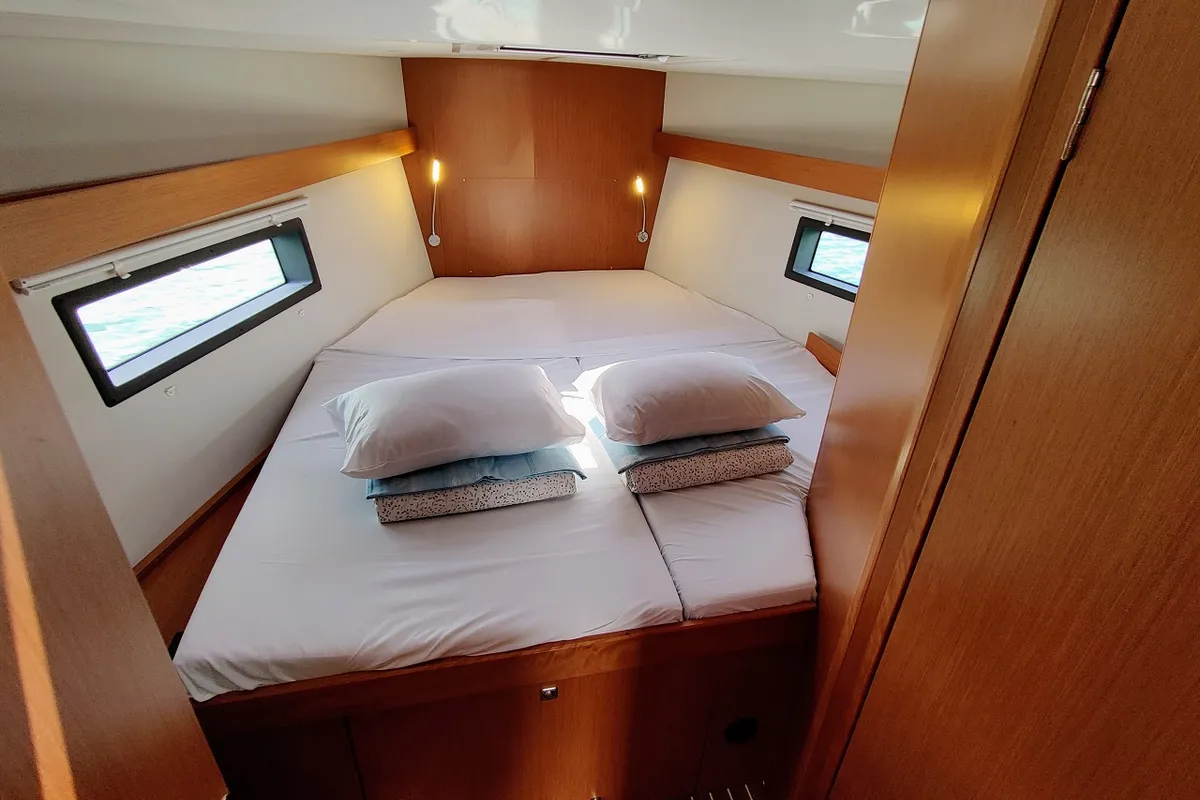 Cabin on Relax, a Bavaria C42 sailboat at Sukošan, Croatia