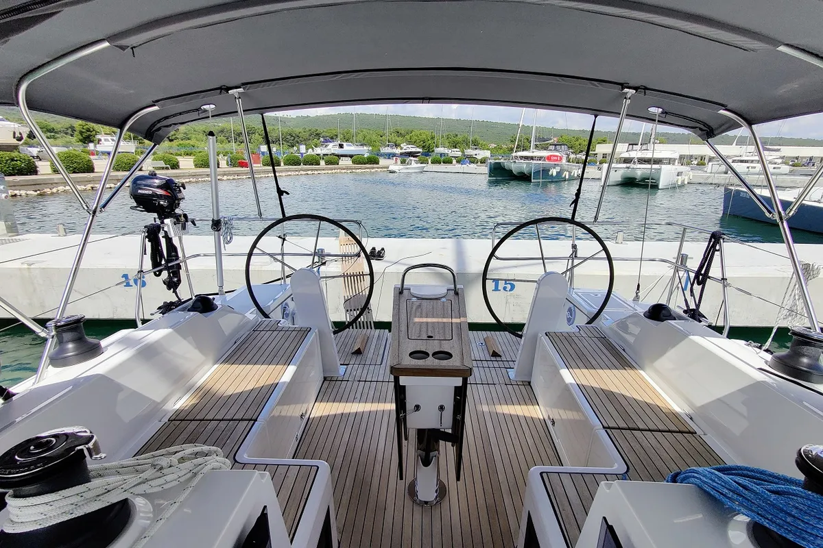 Cockpit of Relax, a Bavaria C42 sailboat at Sukošan, Croatia