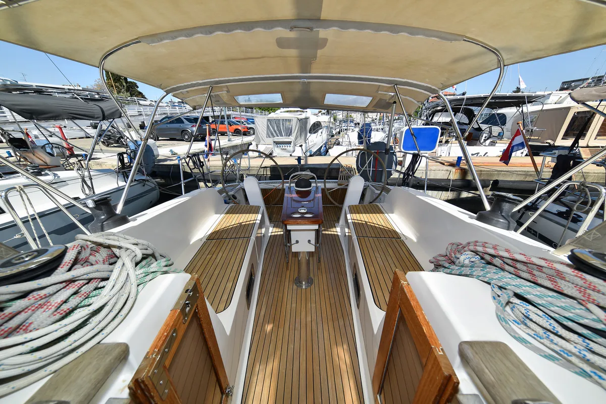 Galley of Chill Bill, a Bavaria Cruiser 41 sailboat at Zadar, Croatia