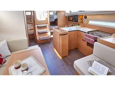Salon of Sunsail 410 Classic, a Jeanneau Sun Odyssey 410 sailboat at Kontokali, Greece