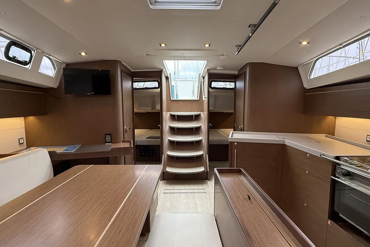 Salon of Momo, a Beneteau Oceanis 46.1 sailboat at Grad Pula, Croatia